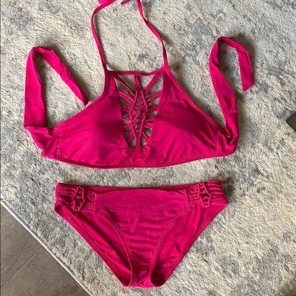 Becca bikini - Picture 3 of 3